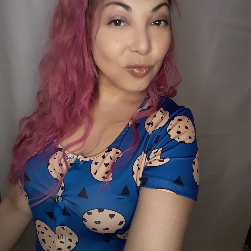 Meet your Posher, Angela